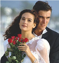 Εξοικονομήστε χρήματα για τα λουλούδια σε μια γαμήλια διακόσμηση
