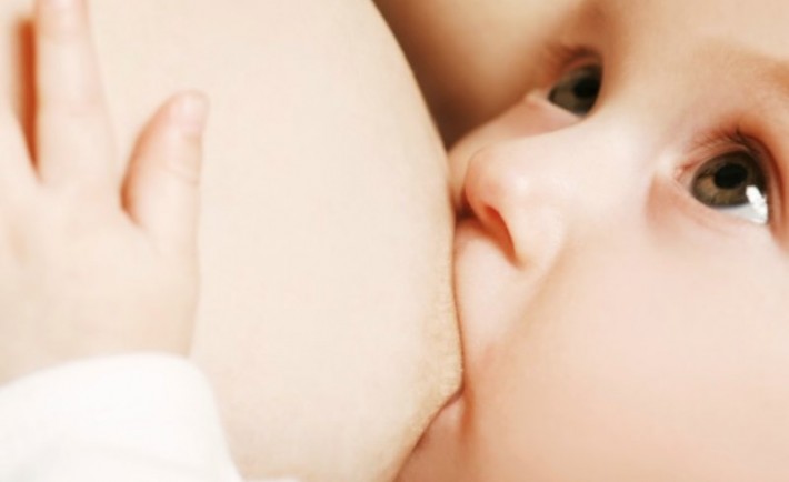 Μητρικός Θηλασμός: Μία απέραντη πράξη αγάπης