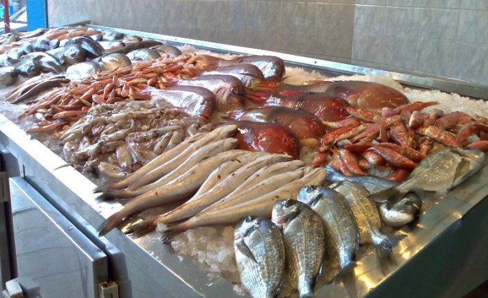 Πώς να αγοράζετε και να καταναλώνετε ψάρια Φρέσκα και νόστιμα
