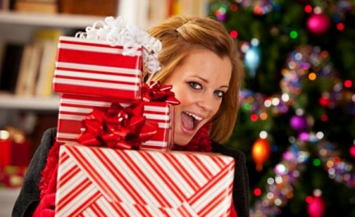 Πως να χαρίζετε χριστουγεννιάτικα δώρα σε περίοδο οικονομικής ύφεσης