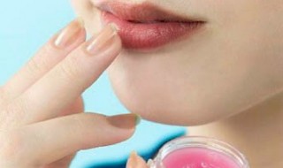 Πώς να φτιάξετε το δικό σας lip balm