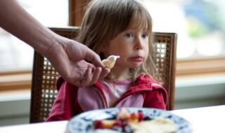 5 τρόφιμα που συμβάλλουν στην κακή διάθεση και στις αλλαγές συμπεριφοράς στα παιδιά