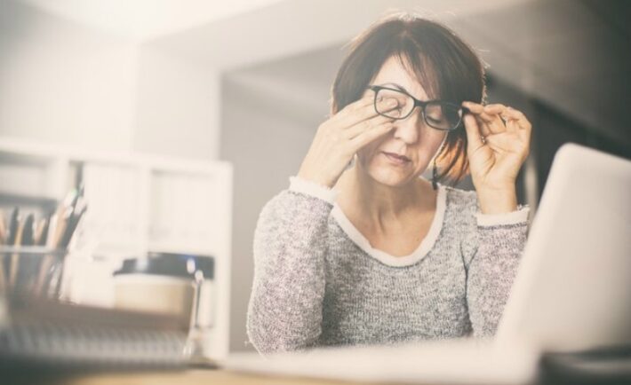 Η ηλικία που η κούραση χτυπά κόκκινο είναι τα 40 - Πώς και πότε ανεβαίνει ξανά η ενέργεια